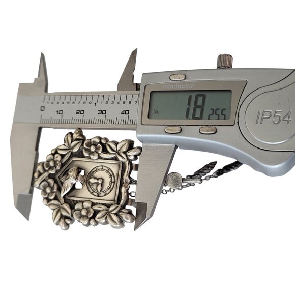 Coro Pegasus Articulated Cuckoo Clock Fur Clip, Signed E828 - Picture 10 of 11